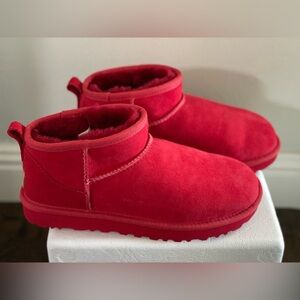 UGG® Classic Ultra Mini Winter Boots Red - Womens Size 8